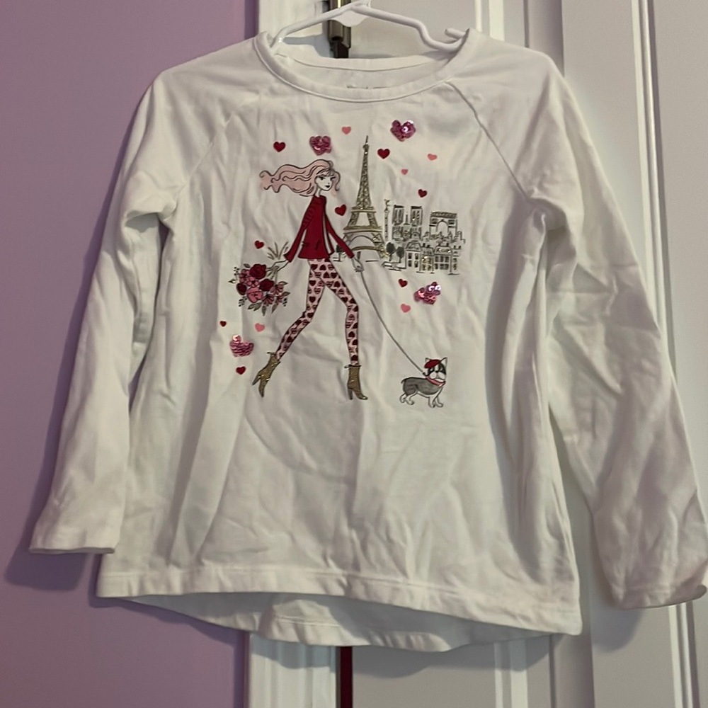 Adorable ls glitter graphic Paris heart themed ls tee size 4